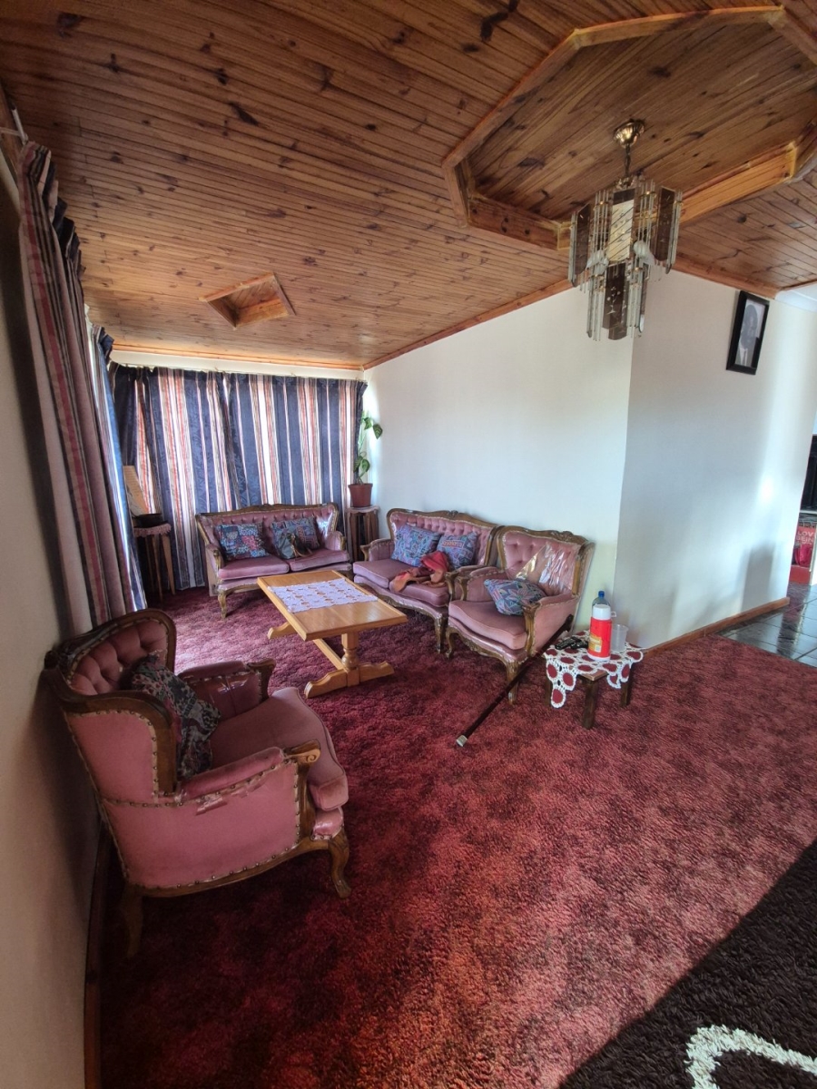 4 Bedroom Property for Sale in Motherwell Nu 5 Eastern Cape